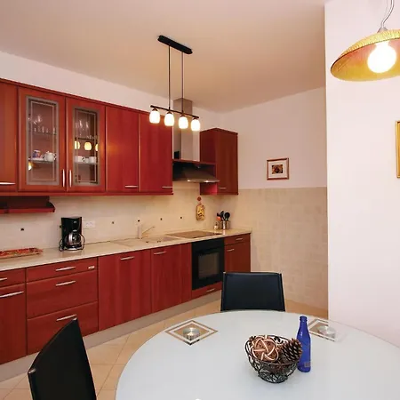 5 Bedroom Stunning In *
