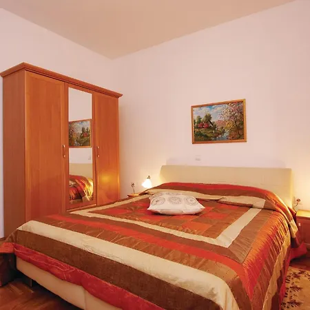 5 Bedroom Stunning In Holiday home