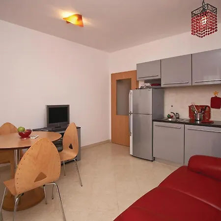 5 Bedroom Stunning In Holiday home *