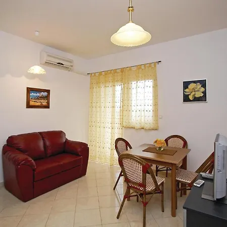 5 Bedroom Stunning In Holiday home