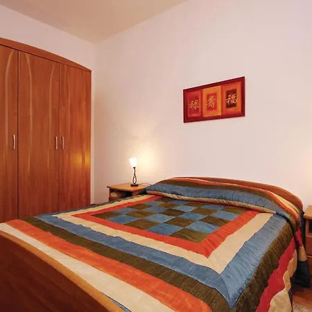 5 Bedroom Stunning In Ližnjan
